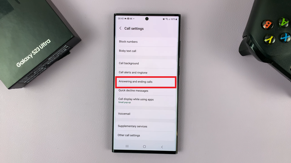 How To Answer and End Calls With Galaxy S23 Physical Buttons