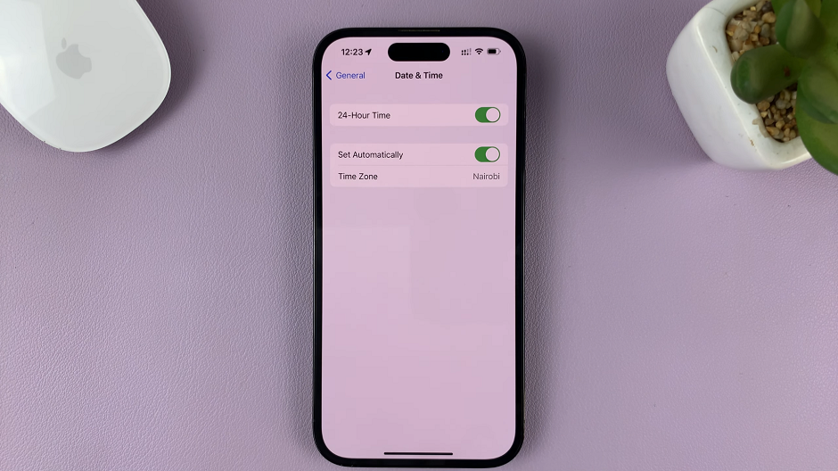How To Switch Clock Format To 24-Hours On iPhone