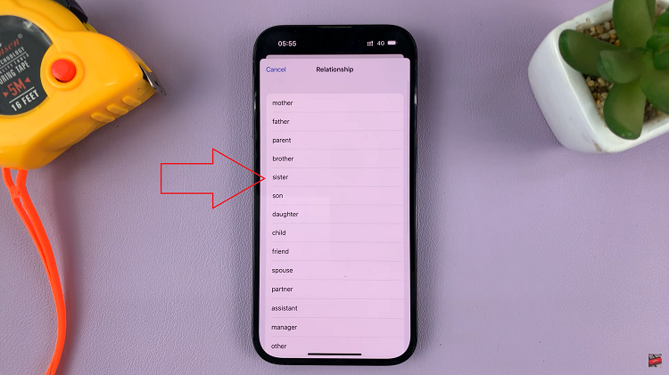 Add Emergency Contacts On Your iPhone (3)