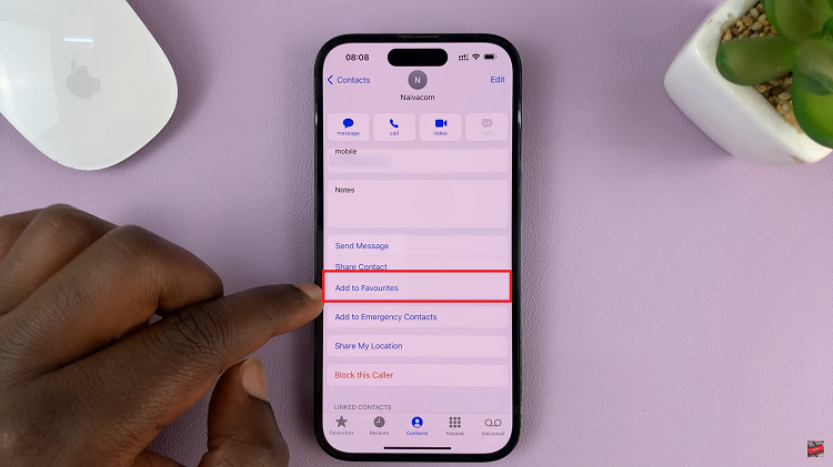 Add Favorite Contacts On iPhone