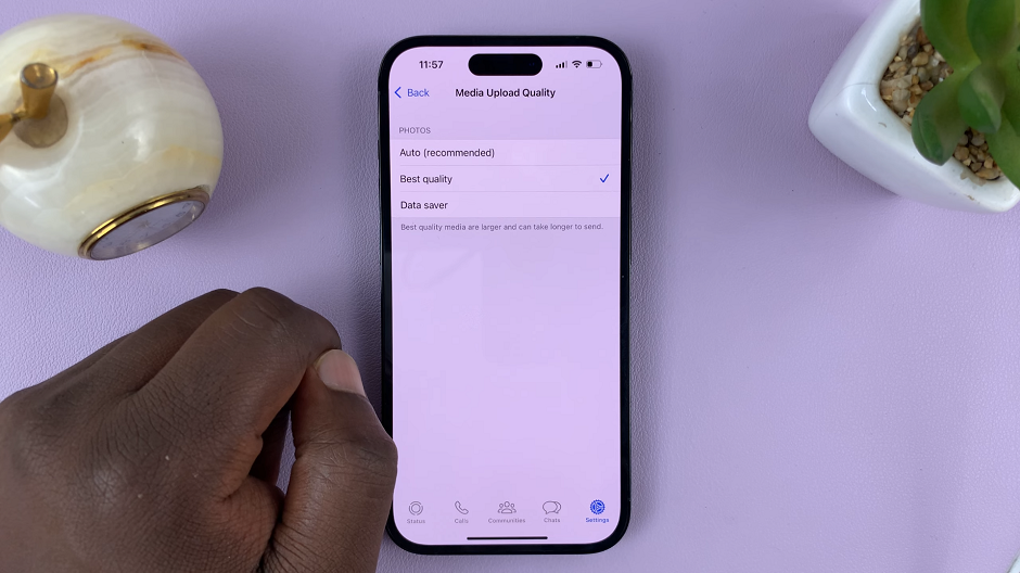 Send High Quality Photos via WhatsApp On iPhone