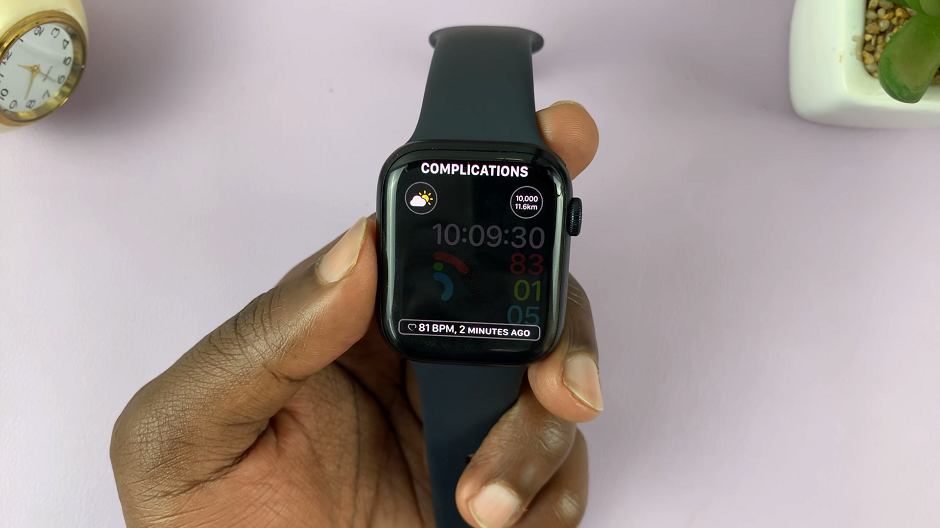 Add Steps On Watch Face Of Your Apple Watch