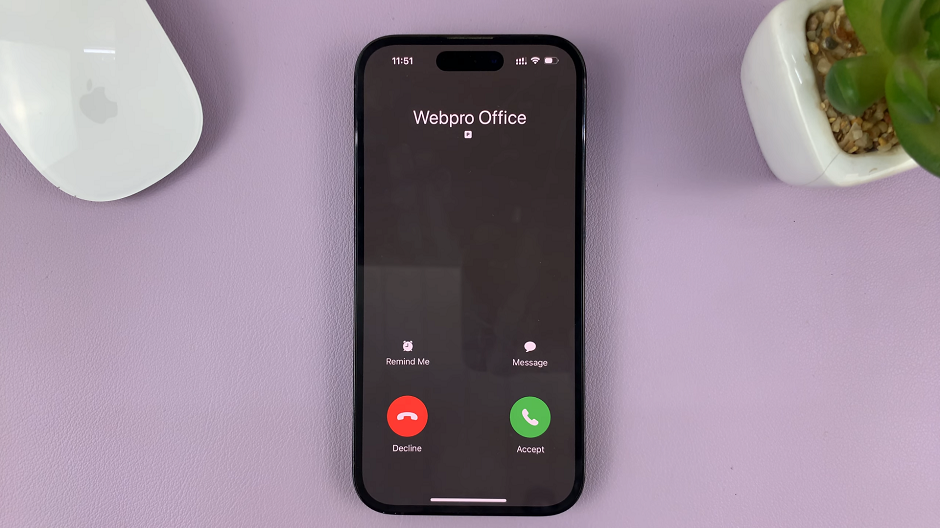 How To Change Incoming Call Interface To Full Screen On iPhone
