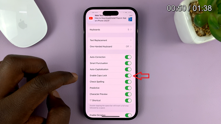 How To Enable & Disable Caps Lock On iPhone