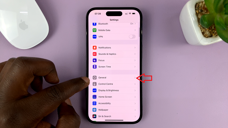How To Enable & Disable Caps Lock On iPhone