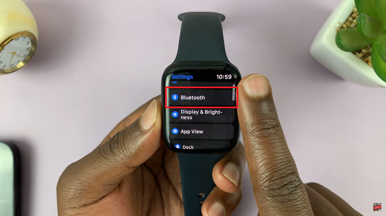 How To Turn OFF Bluetooth On Apple Watch