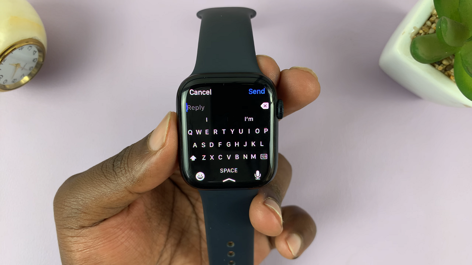 Reply To WhatsApp Messages On Apple Watch with Keyboard typing