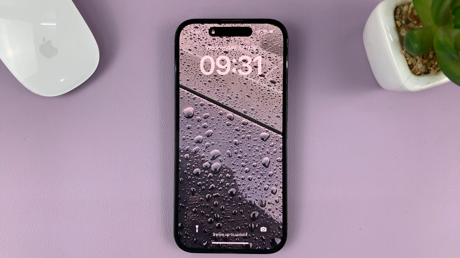 How To Hide Notification Center From iPhone Lock Screen