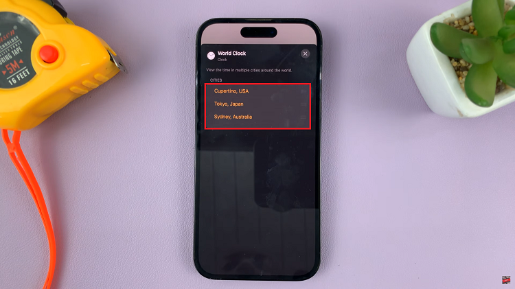 Add World Clock To iPhone Lock Screen