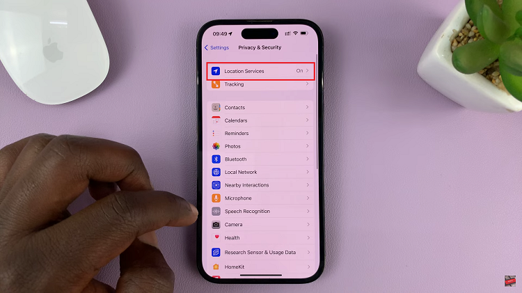 How To Disable Location Services Icon On iPhone How To Disable Location Services Icon On iPhone