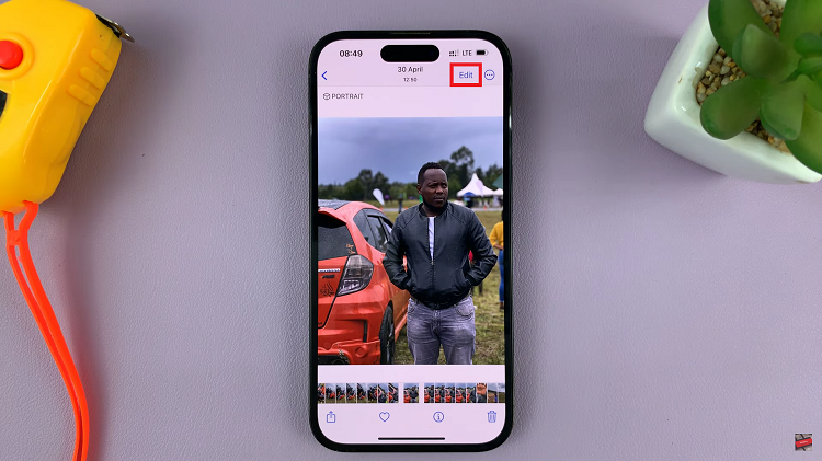 Remove Blur From iPhone Photos
