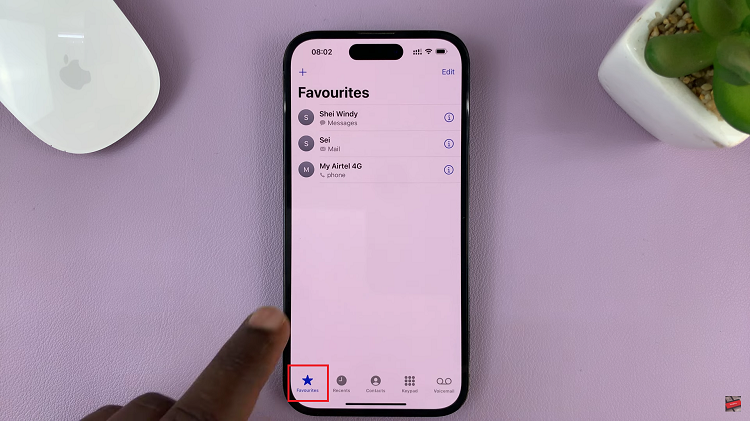 Remove Favourite Contacts On iPhone
