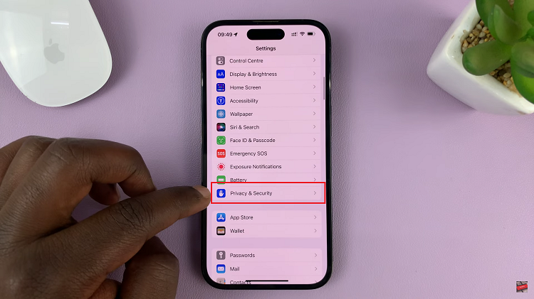 Disable Location Services Icon On iPhone