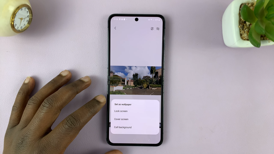 How To Set Video as Cover Screen Wallpaper On Samsung Galaxy Z Flip 5