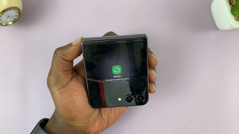 Turn Off & Restart While On Cover Screen Of Galaxy Z Flip 5