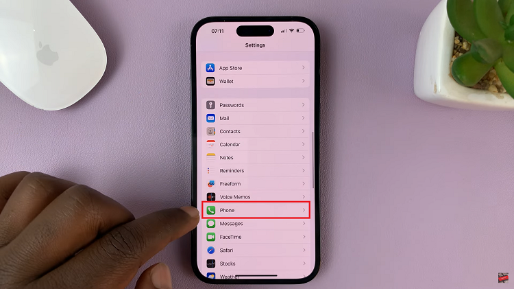 Enable Live Voicemail On iPhone