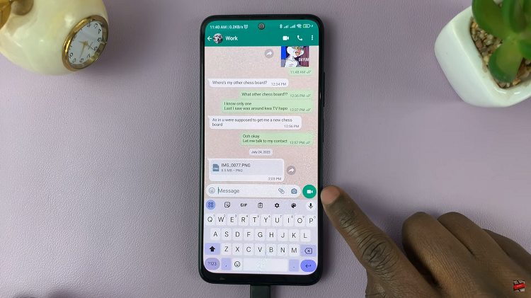 How To Send Instant Video Messages On WhatsApp