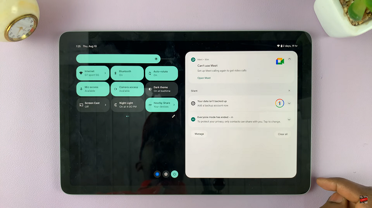 How To Turn On & Off Auto-Rotate On Google Pixel Tablet