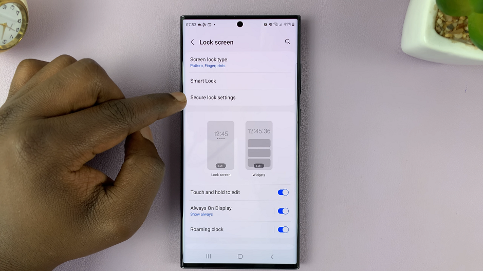 Secure lock screen settings On S23