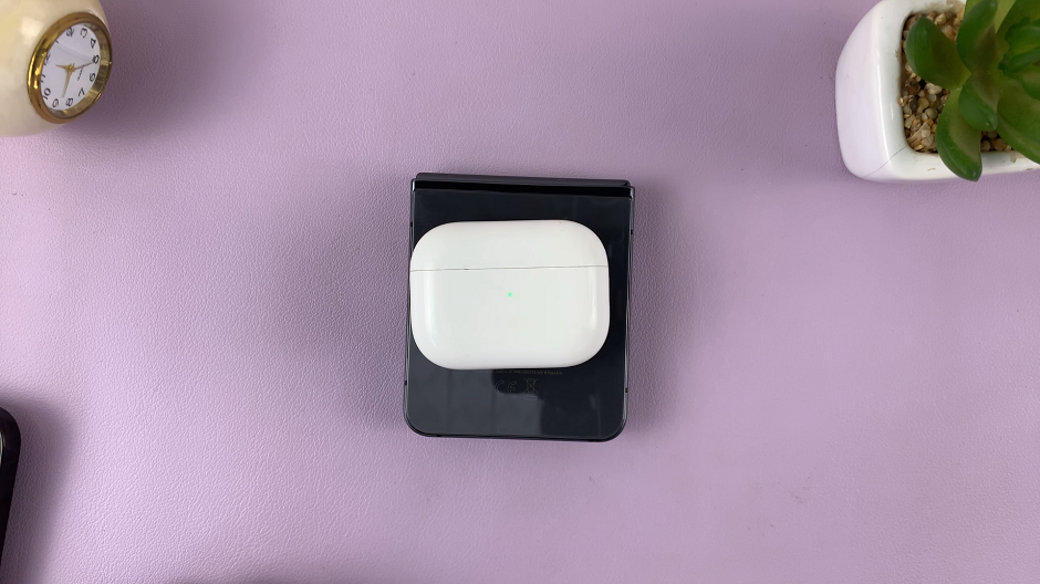 How To Charge AirPods with Wireless Power Sharing On Samsung Galaxy Z Flip 5
