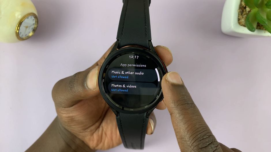 Check Available Storage Space On Samsung Galaxy Watch 6/6 Classic