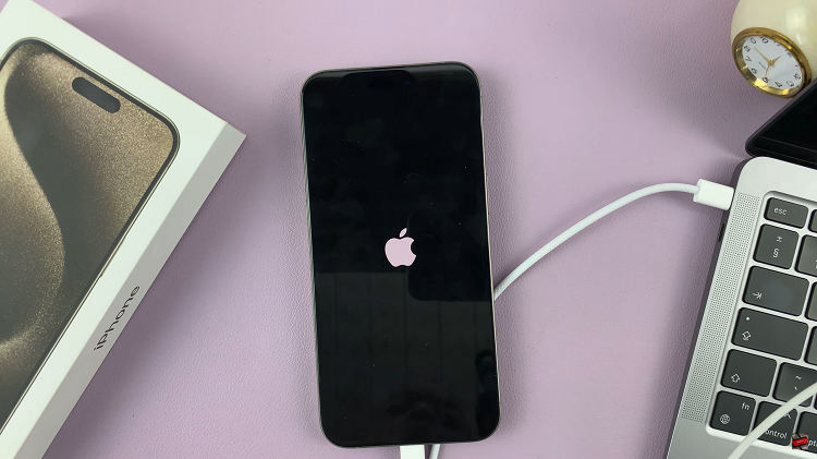 Put iPhone 15 in Recovery Mode