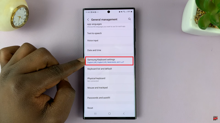 Reset Keyboard To Default Settings On Samsung Galaxy S23