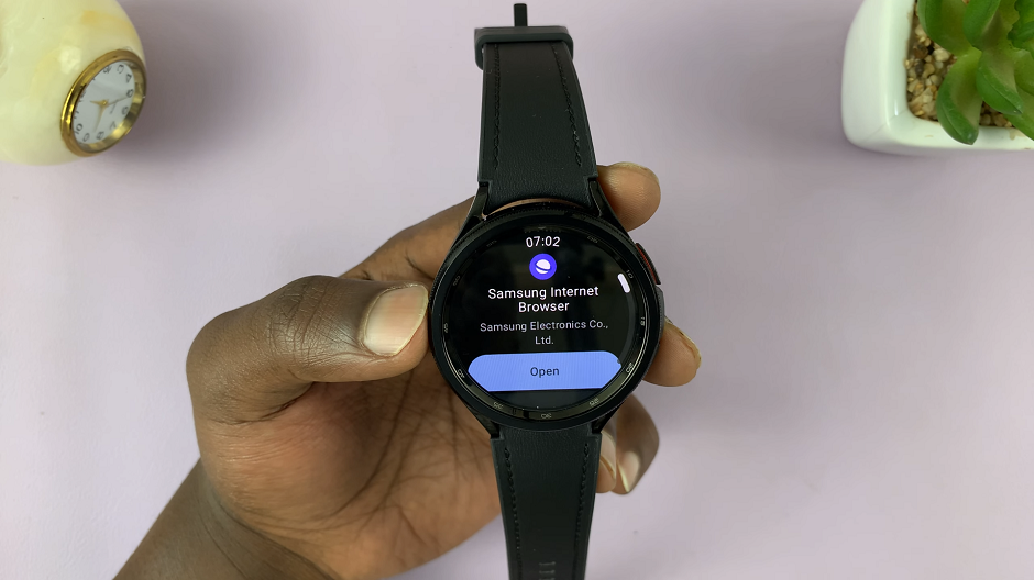 How To Install Samsung Internet On Samsung Galaxy Watch 6/6 Classic