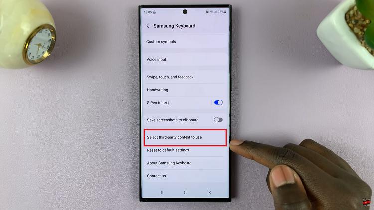 Turn Bitmoji Mojitok On & Off Samsung Galaxy S23 Keyboard
