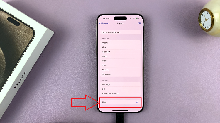 Disable Incoming Call Vibration On iPhone 15 & iPhone 15 Pro