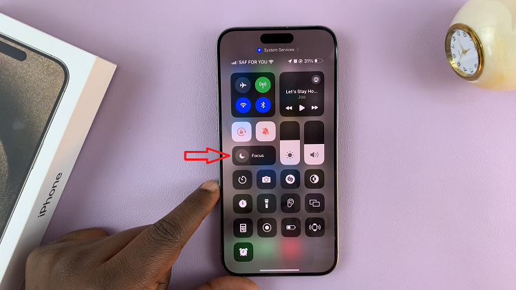 How To Turn ON Do Not Disturb Mode On iPhone 15 & iPhone 15 Pro