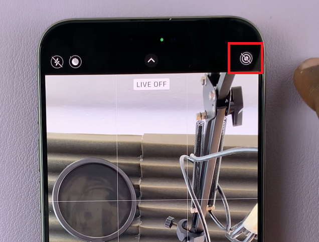 How To Turn ON & OFF Live Photos On iPhone 15 & iPhone 15 Pro