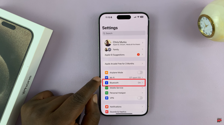 Turn Bluetooth ON & OFF On iPhone 15 & iPhone 15 Pro