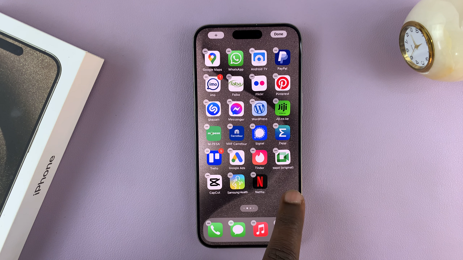 How To FIX Missing Messages Icon On Home Screen Dock Of iPhone 15 & iPhone 15 Pro