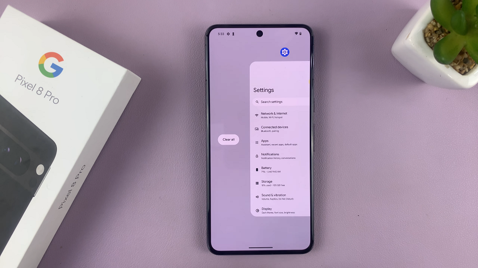Close ALL Background Apps At Once On Google Pixel 8 & Pixel 8 Pro
