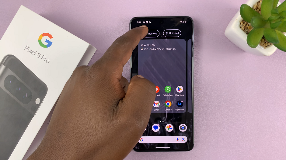 How To Remove Apps On Home Screen Of Google Pixel 8 & Pixel 8 Pro
