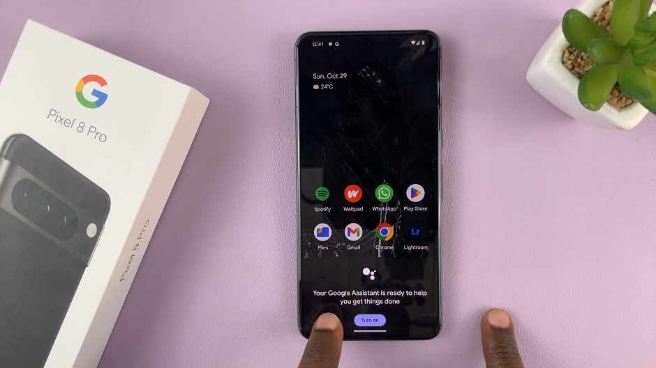 How To Turn ON Google Assistant On Google Pixel 8 & Pixel 8 Pro