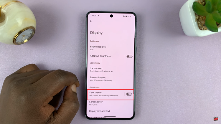 How To Turn ON Dark Mode On Android (Google Pixel)
