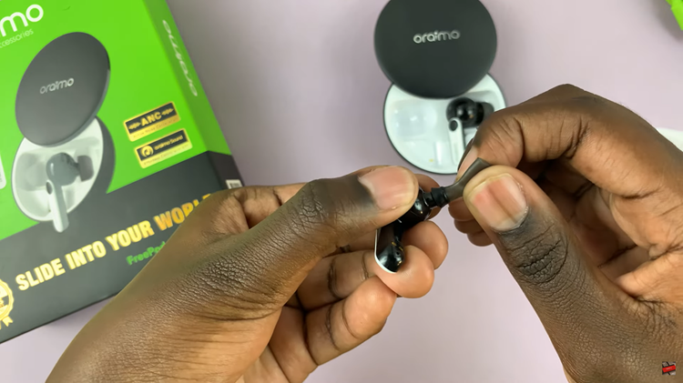 Change Ear tips Of Oraimo FreePods 4