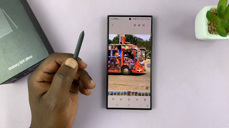 Navigate Gallery Using The S Pen On Samsung Galaxy S24 Ultra