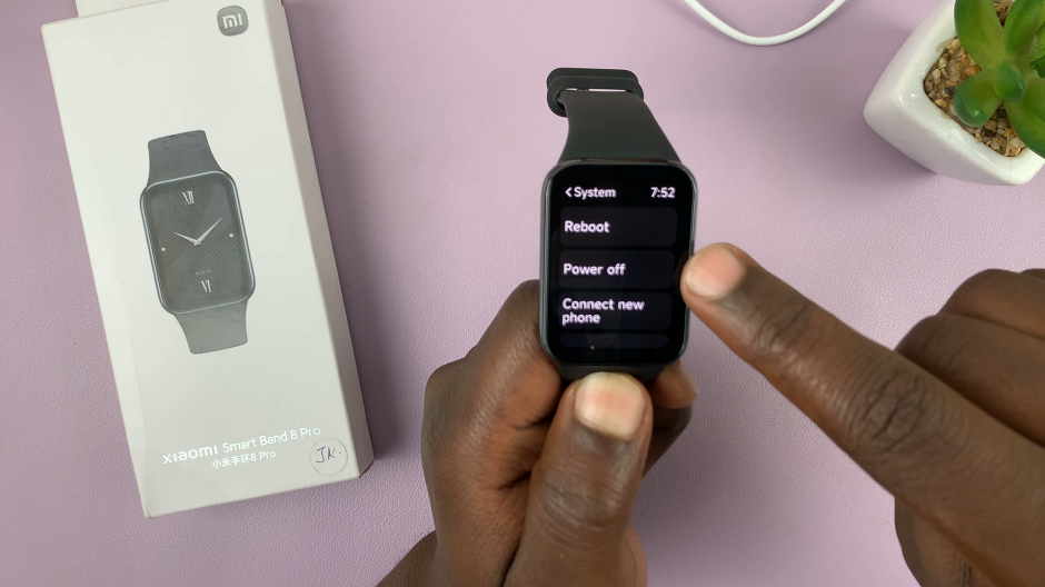 How To Turn OFF Xiaomi Smart Band 8 Pro