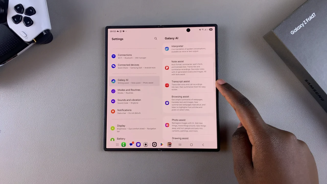 Transcript Assist On Galaxy Z Fold 7