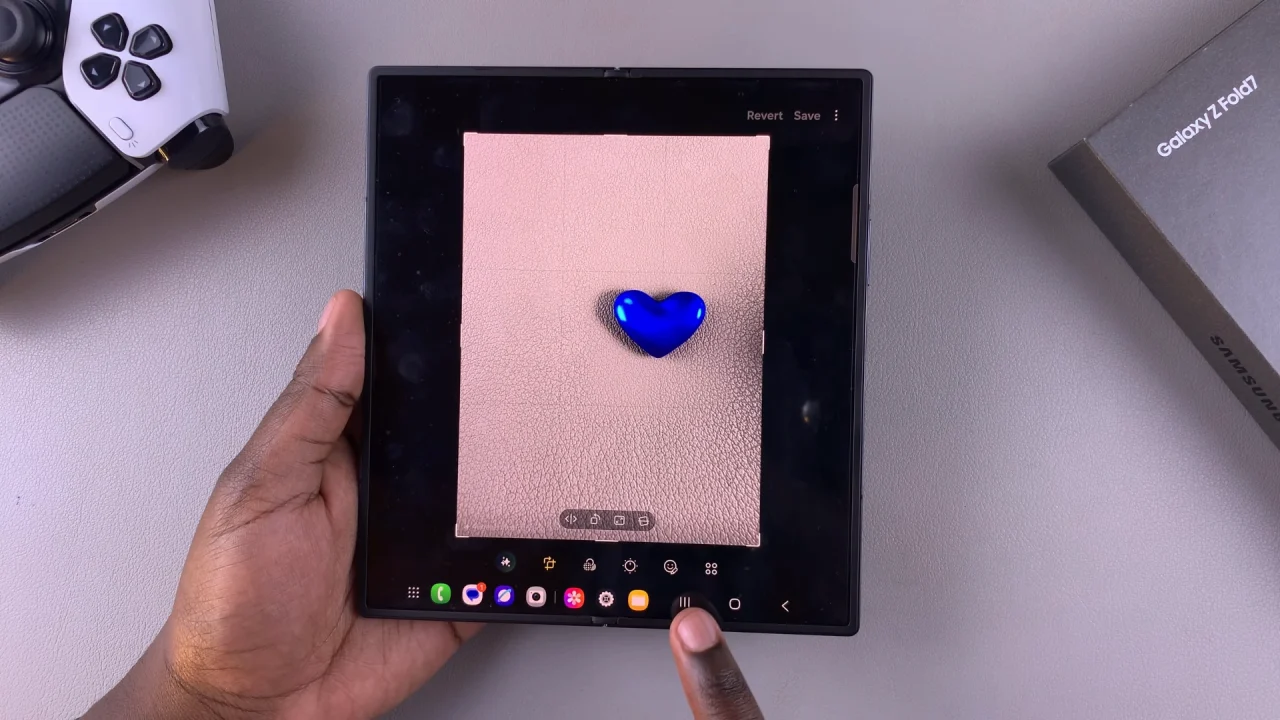 How To Remove AI Watermark On Galaxy Z Fold 7
