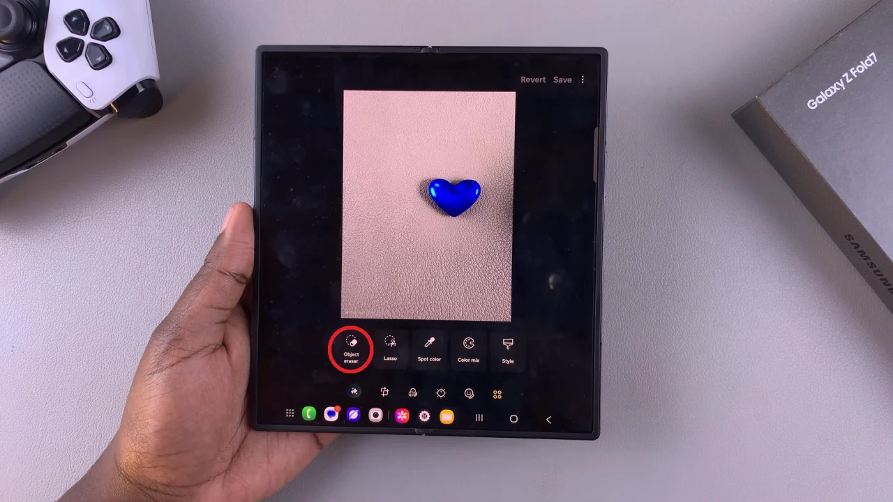 Object eraser On Galaxy Z Fold 7
