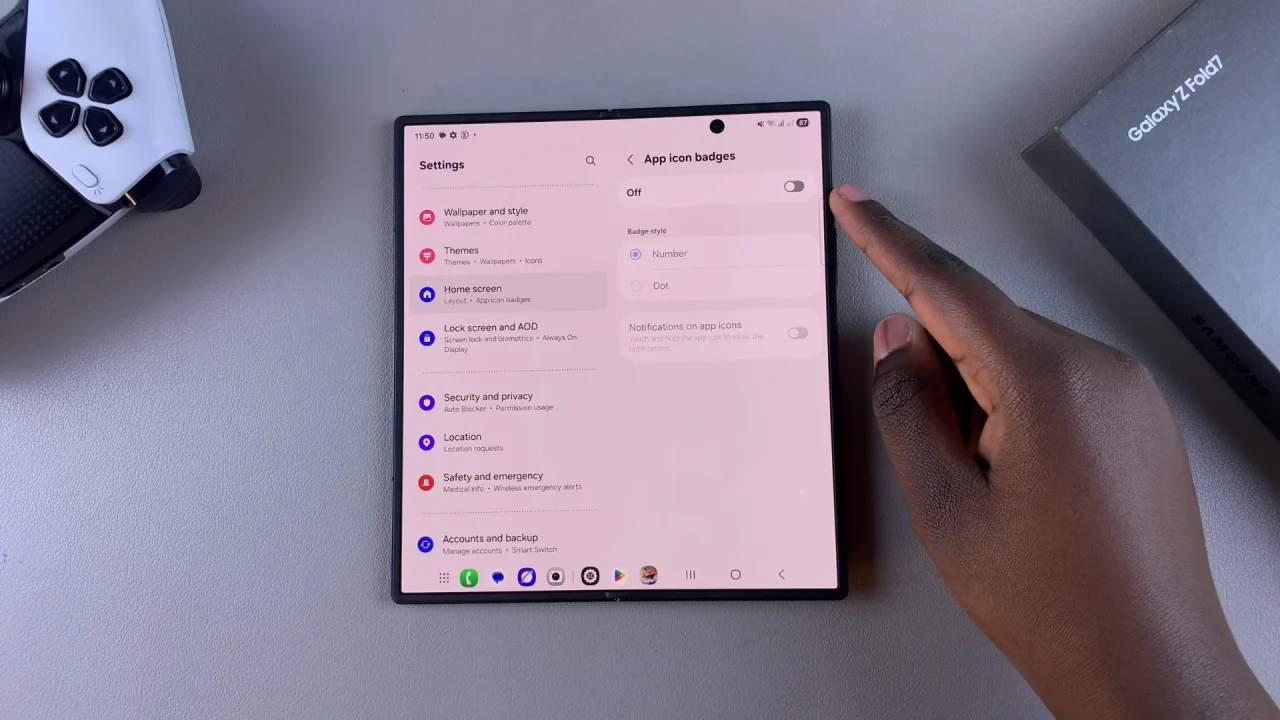 How To Disable App Icon Badges On Galaxy Z Fold 7