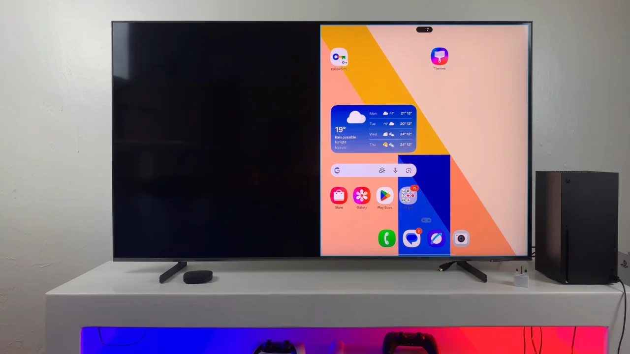 Screen Mirror Galaxy Z Fold 7 In Multi View To Smart TV