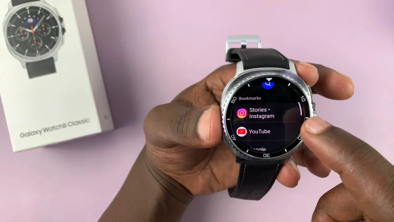 Instagram Bookmark On Galaxy Watch 8 / 8 Classic