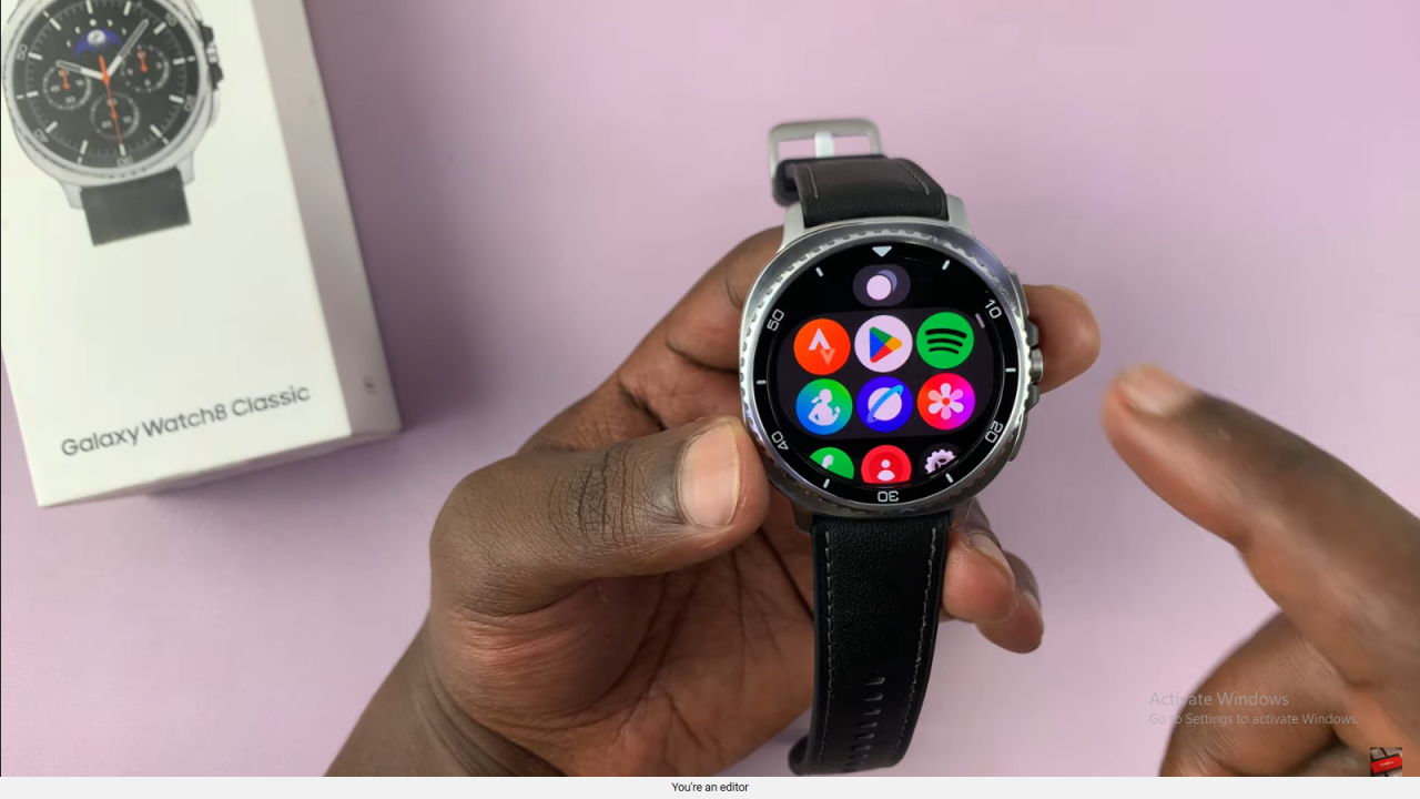 Watch YouTube Videos On Samsung Galaxy Watch 8 Classic