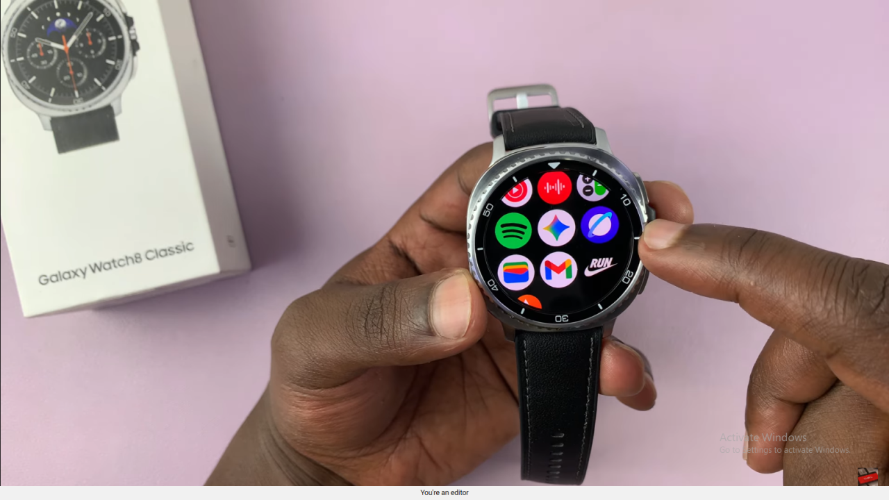 Watch YouTube Videos On Samsung Galaxy Watch 8 Classic