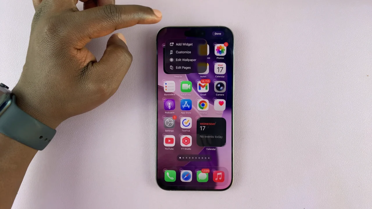 Customize Home Screen In iOS 26